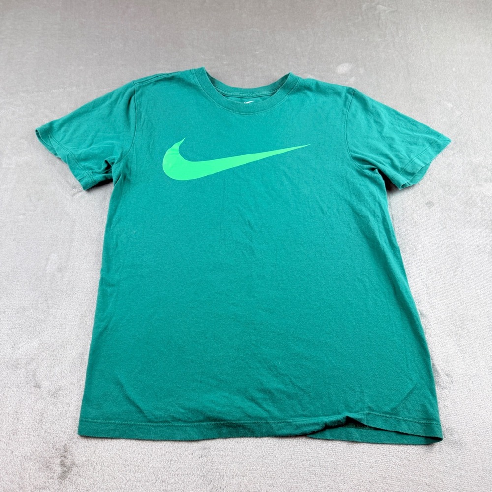 Nike The Nike Tee Green Swoosh Women's Small‎ Graphic Short Sleeve T-Shirt